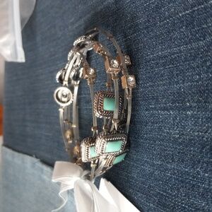 NWT Set of 5 troquois and rhinestones bracelets